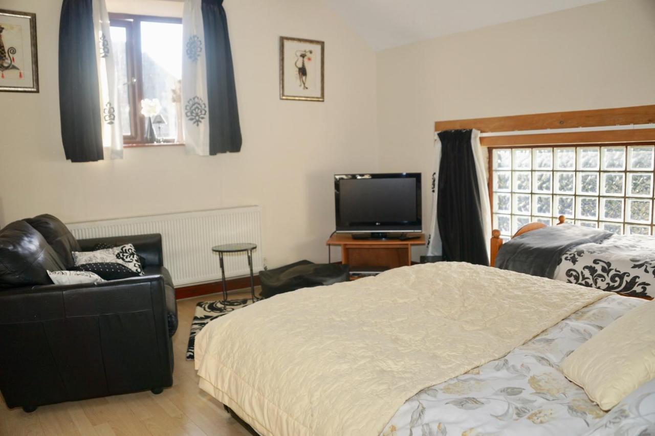 Ravencar Farm B&B Mosborough Eksteriør bilde